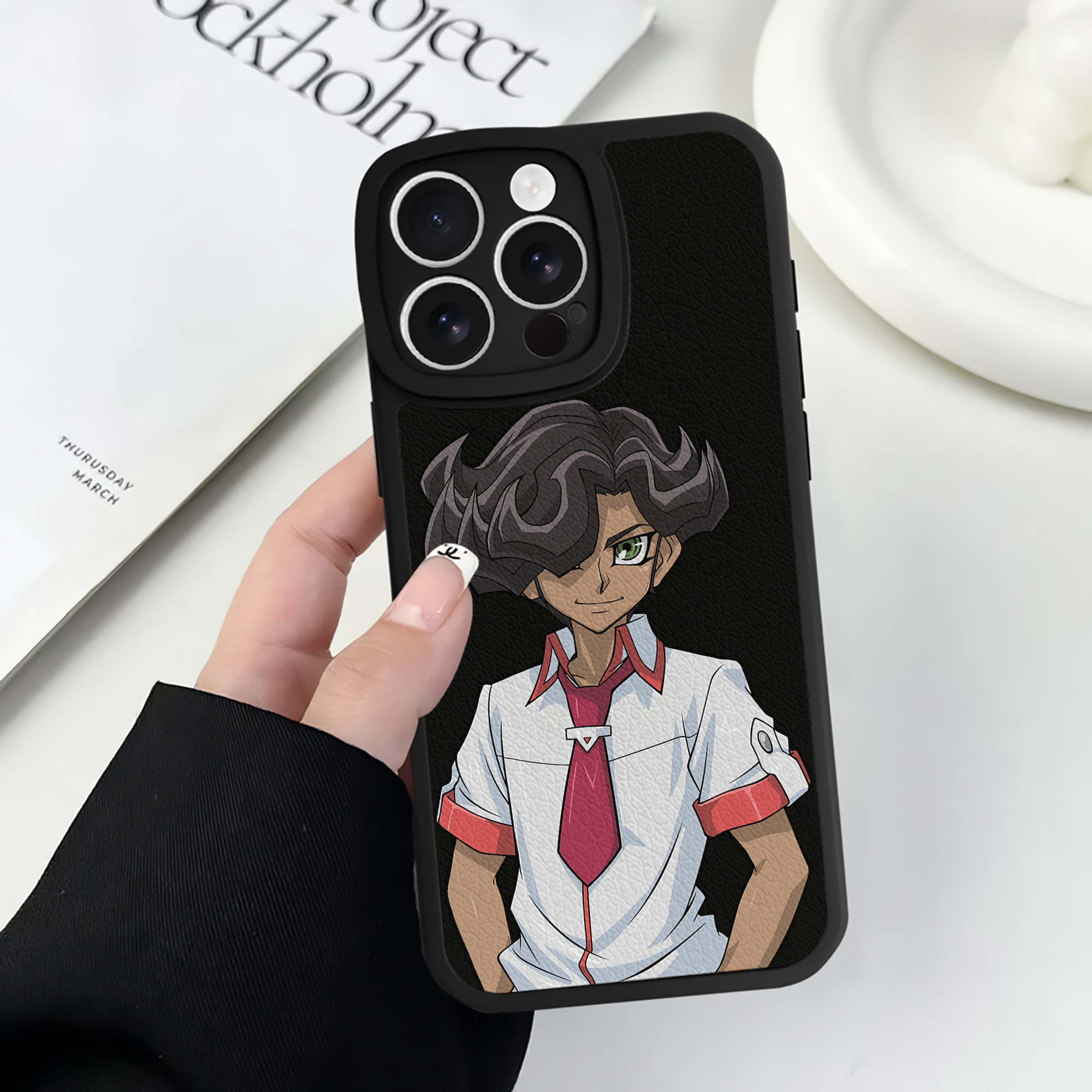 遊☆戯☆王 Yu-Gi-Oh! 【iPhone 16シリーズ対応】シリコンスマホケース（レザー調） 材質：シリコン
